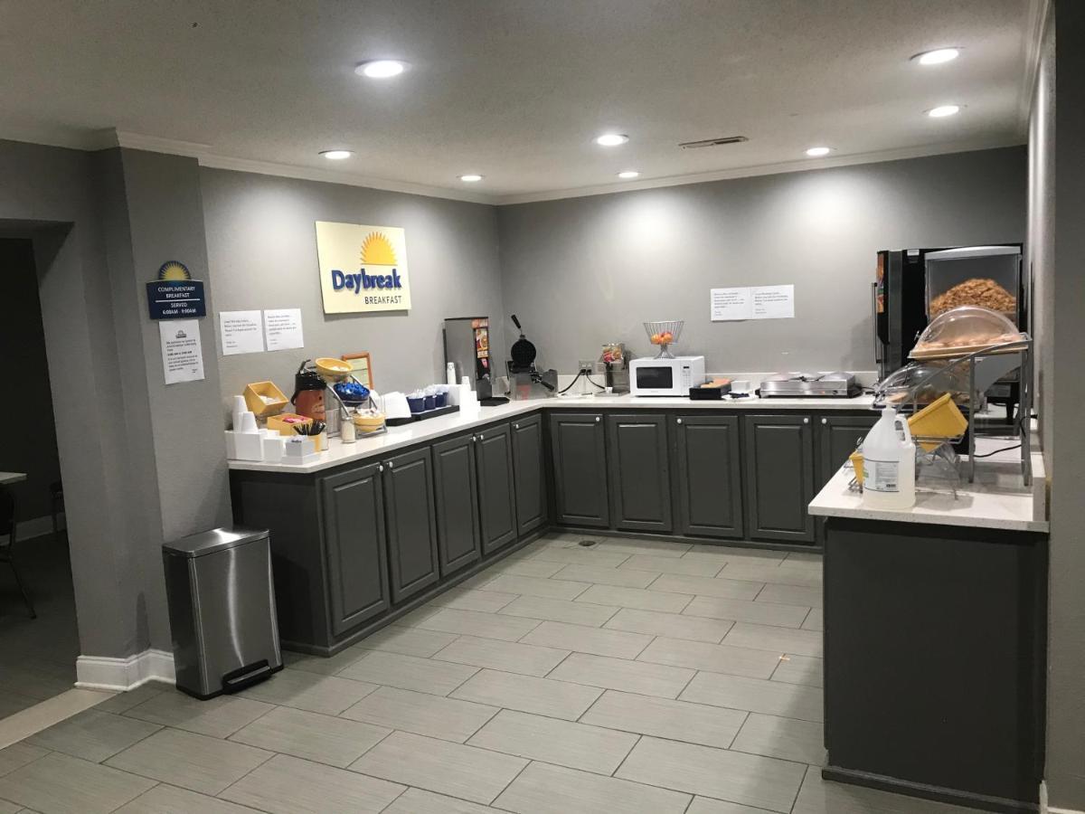 Days Inn & Suites By Wyndham Collierville Germantown Area Ngoại thất bức ảnh