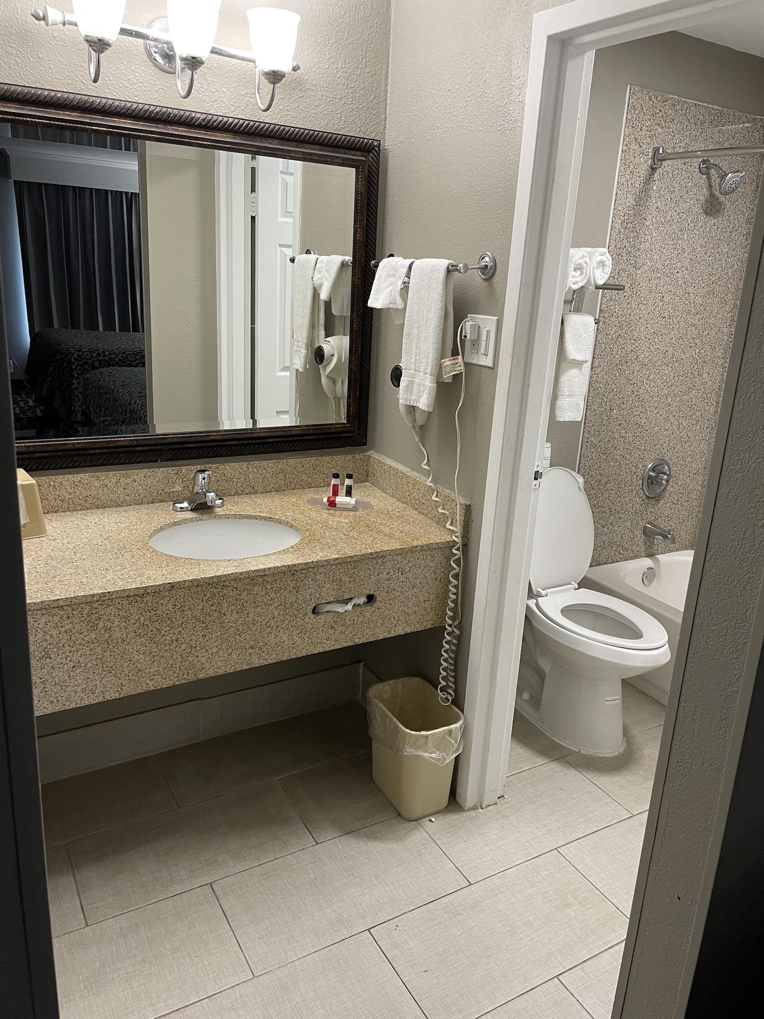 Days Inn & Suites By Wyndham Collierville Germantown Area Ngoại thất bức ảnh