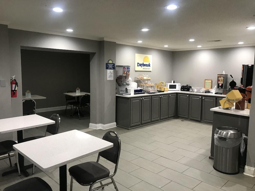 Days Inn & Suites By Wyndham Collierville Germantown Area Ngoại thất bức ảnh