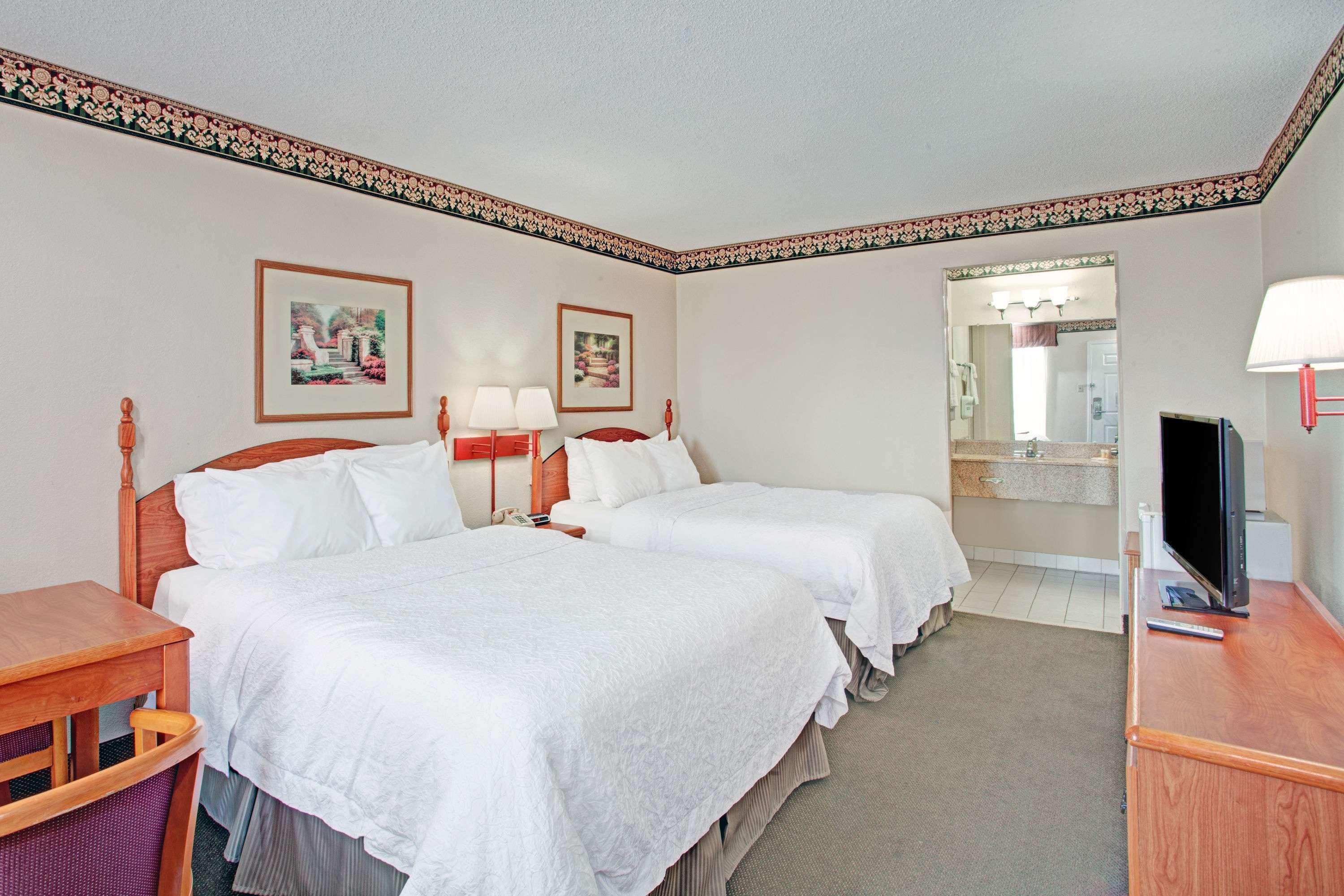 Days Inn & Suites By Wyndham Collierville Germantown Area Ngoại thất bức ảnh