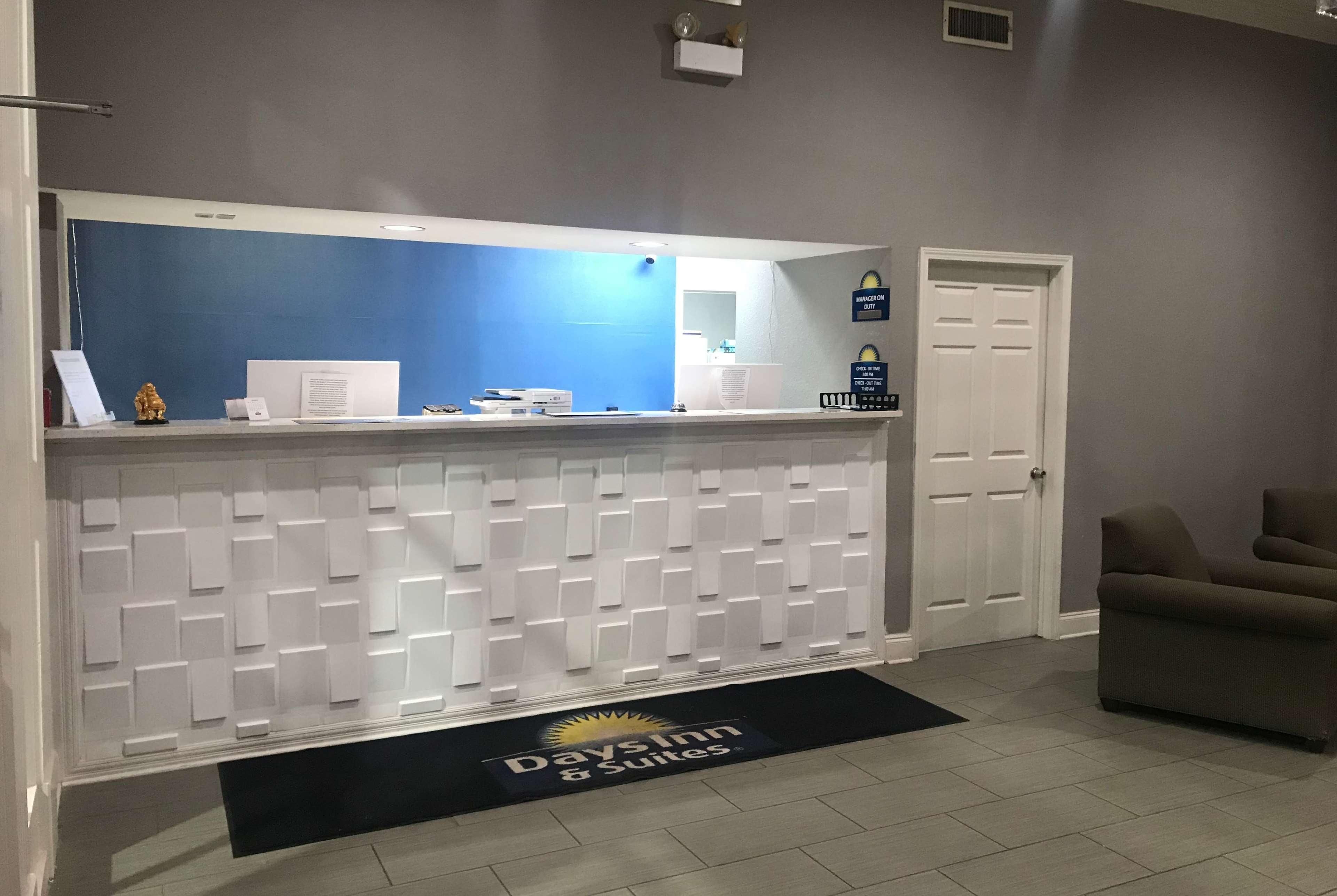 Days Inn & Suites By Wyndham Collierville Germantown Area Ngoại thất bức ảnh