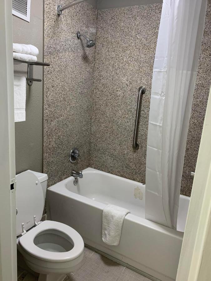Days Inn & Suites By Wyndham Collierville Germantown Area Ngoại thất bức ảnh